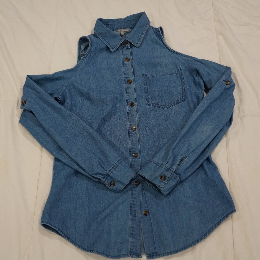 Long sleeve denim